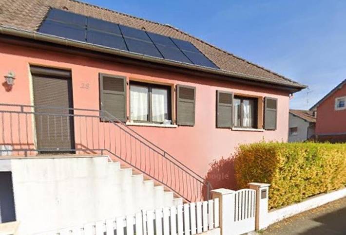 Location de vacances pour 5 personnes, avec Terrasse et Jardin ainsi que Vue sur le lac et Vue dans Valdoie