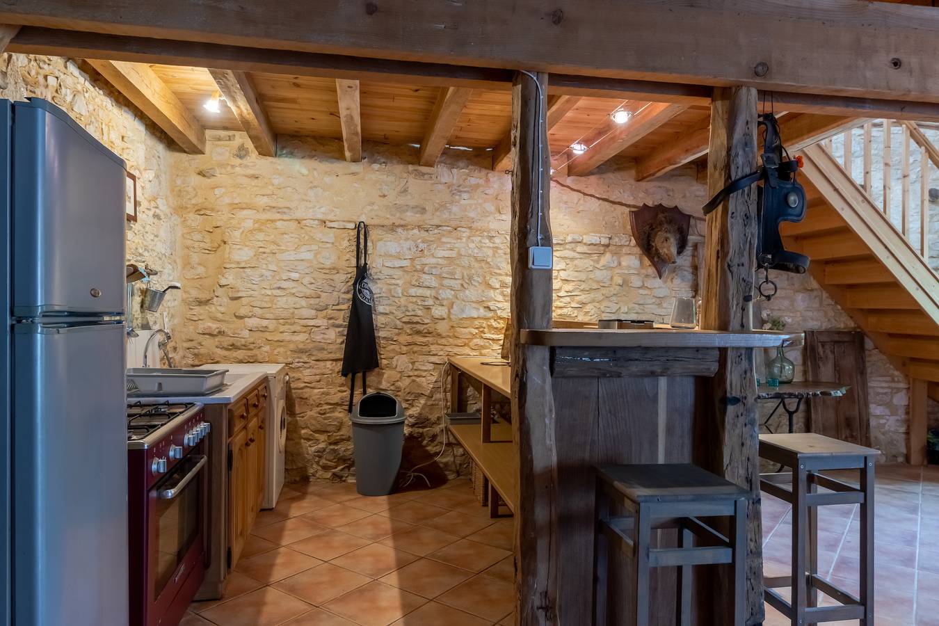 Petite maison "Gite Soleil" avec piscine partagée, terrasse privée et Wi-Fi in Dégagnac, Lot