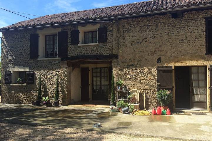 Gîte pour 3 personnes, avec Terrasse et Jardin