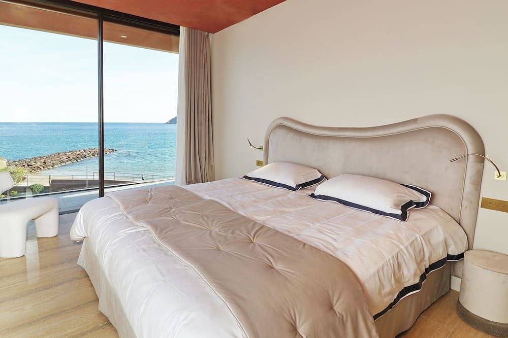 Villa Le Ponant — Écrin privé au-dessus de la mer | Luxe & yacht à La Napoule in Mandelieu-la-Napoule, Massif de l'Esterel