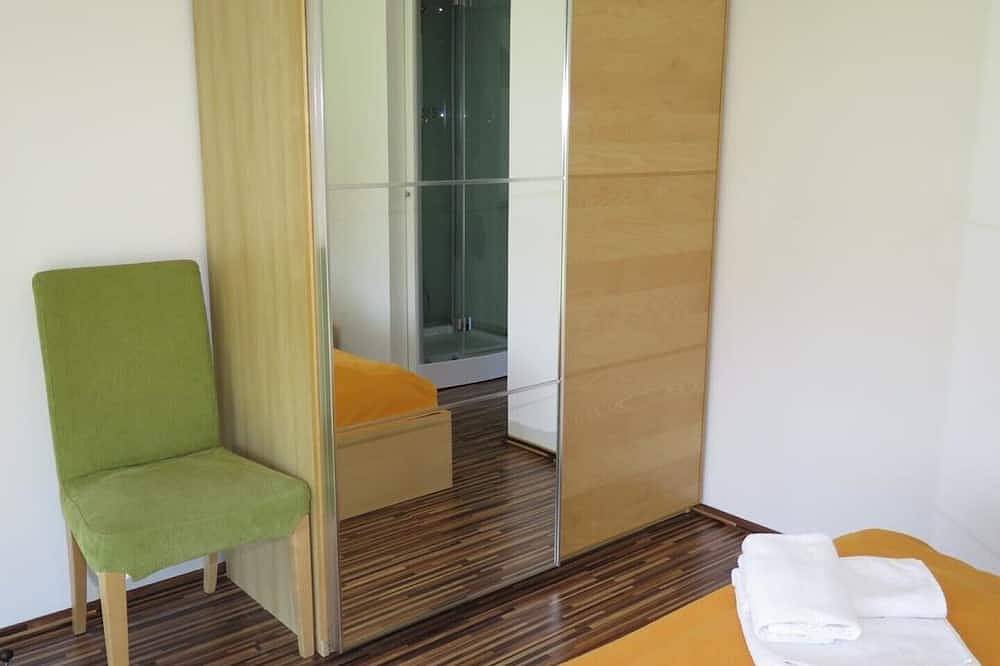 Mikrohaus Apartment  mit 1 Schlafzimmer und Gartenblick in Haslau-Maria Ellend, Bezirk Bruck an der Leitha