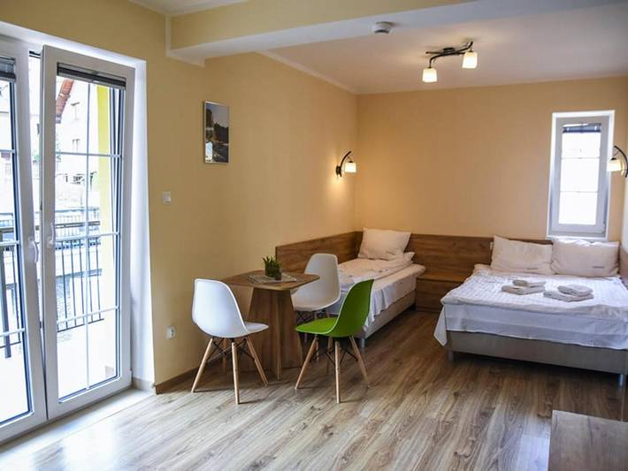 Location de vacances pour 2 personnes, avec sauna et piscine ainsi que vue et jardin à Szczawnica - 3