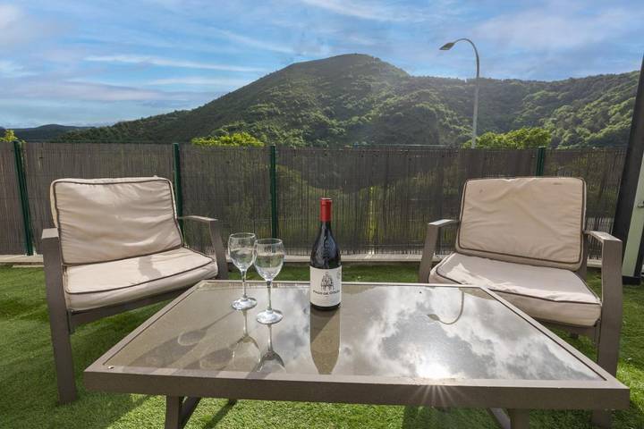 Casa de vacaciones para 14 personas, con jardín además de sauna y balcón, Se admiten mascotas en Pirineo Navarro - 3