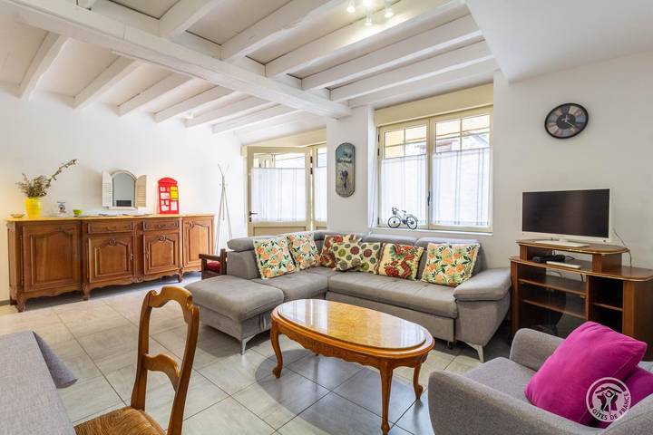 Gîte pour 6 personnes, avec terrasse à Esterre - 4