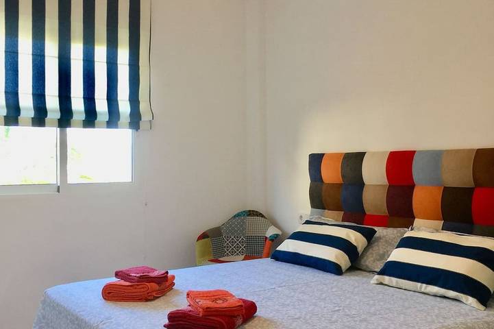 Geheel appartement, Appartement In Denia - Las Marinas - 2 Slaapkamers In De Eerste Lijn Van Het Strand in El Palmar, Costa Blanca