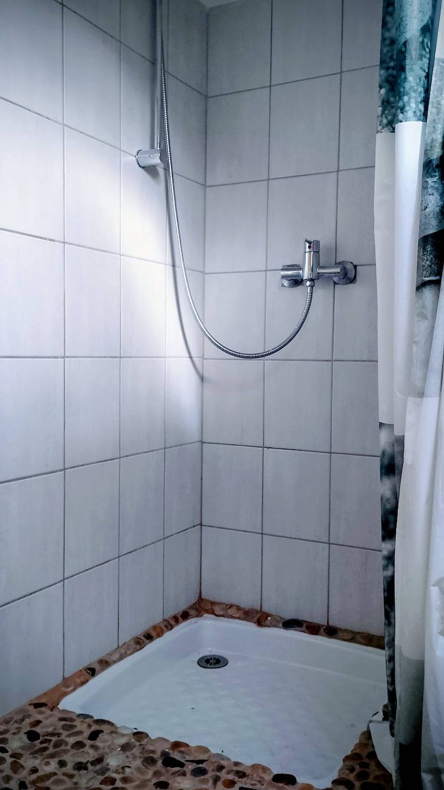 Ganze Wohnung, Ferienwohnung für 1 Person in Lens, Lens und Umgebung