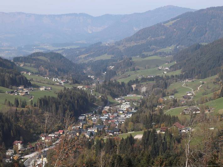 Payrhof - Familienurlaub am Bio-Bergbauernhof - Doppelzimmer Bischofsmütze in Annaberg-Lungötz, Tennengau
