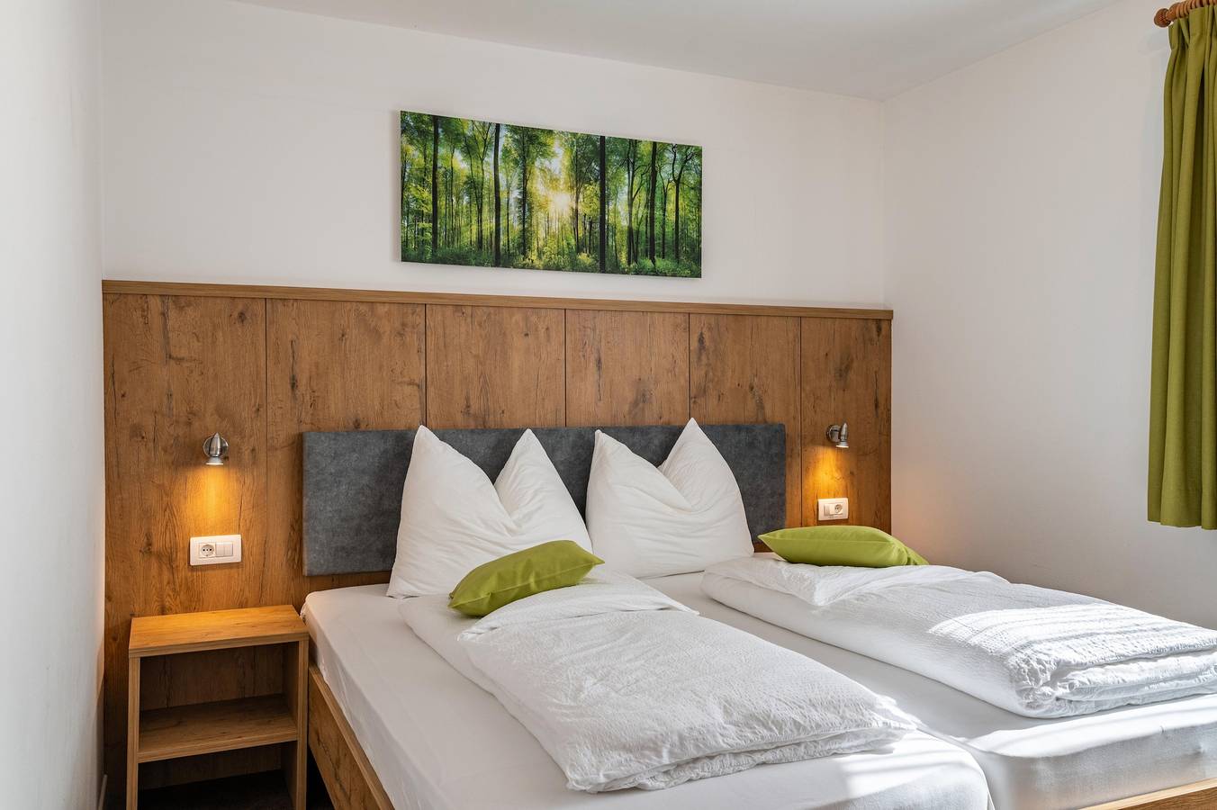 Entire studio, Holiday Apartment 'Alpennest' with Mountain View, Shared Garden and Wi-Fi in Gifen, Rodeneck