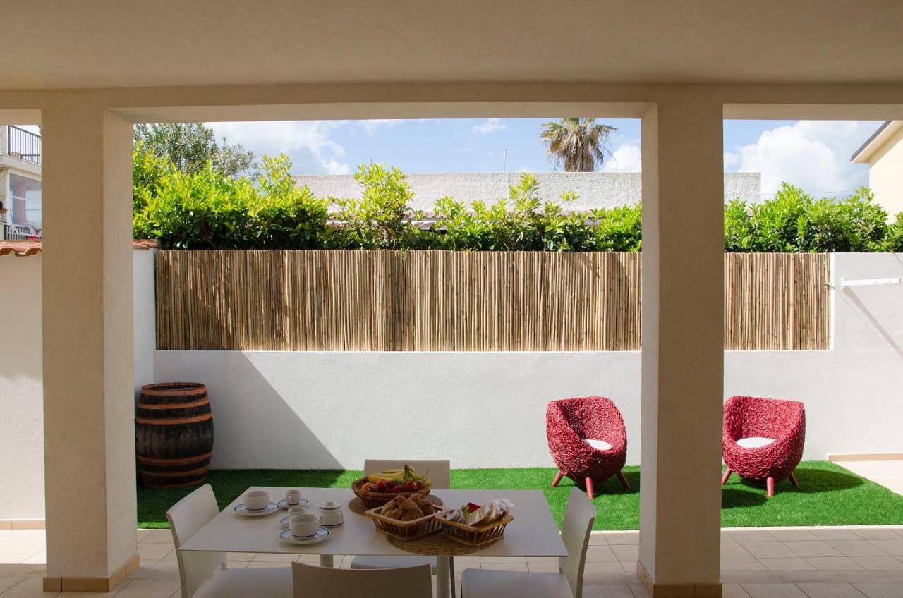 Appartement entier, San Lorenzo Blue Apartments - 150m from the Beach in San Lorenzo, Région de Noto