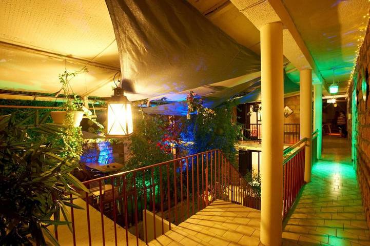 Hôtel pour 2 personnes, avec balcon et jardin dans Porto (Corse) - 2