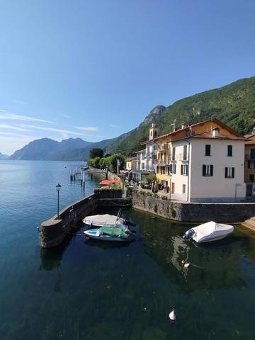 Gîte pour 3 personnes, avec jardin ainsi que vue et vue sur le lac à Oliveto Lario