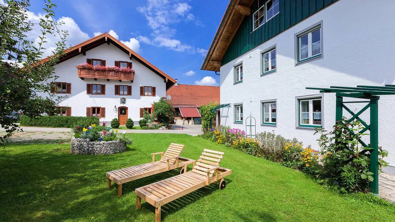 Ganze Ferienwohnung, Ferienwohnung für 5 Personen (100 m²) in Laufen in Laufen, Rupertiwinkel