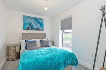 Apartment for 4 People in Merseyside, Photo 2