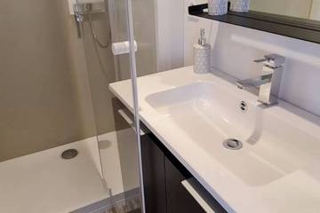 Camping pour 4 Personnes dans Saint-Raphaël, Région de Draguignan, Photo 4