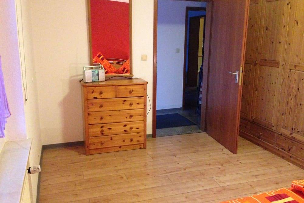 Ganze Wohnung, Gemüliche Ferienwohnung Schmandin in Laacher See, Wassenach