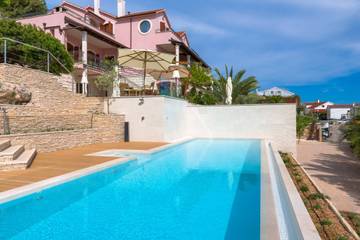 Villa for 14 People in Hvar City, Hvar, Photo 1