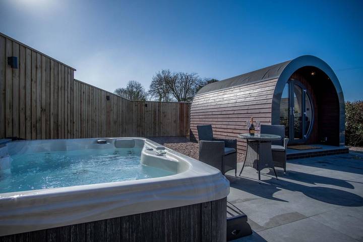 Holiday apartment for 2 people, with terrace and hot tub - 1
