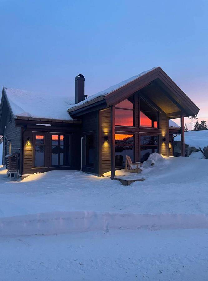 Ferienhaus für 9 Personen, mit Terrasse und Sauna sowie Ausblick in Drangedal