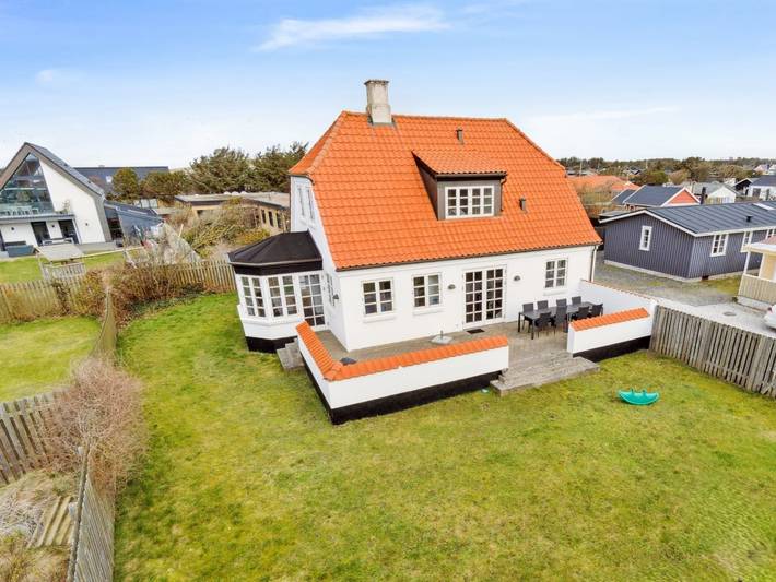 Ferienhaus für 8 Personen, mit Balkon und Sauna sowie Whirlpool in Løkken