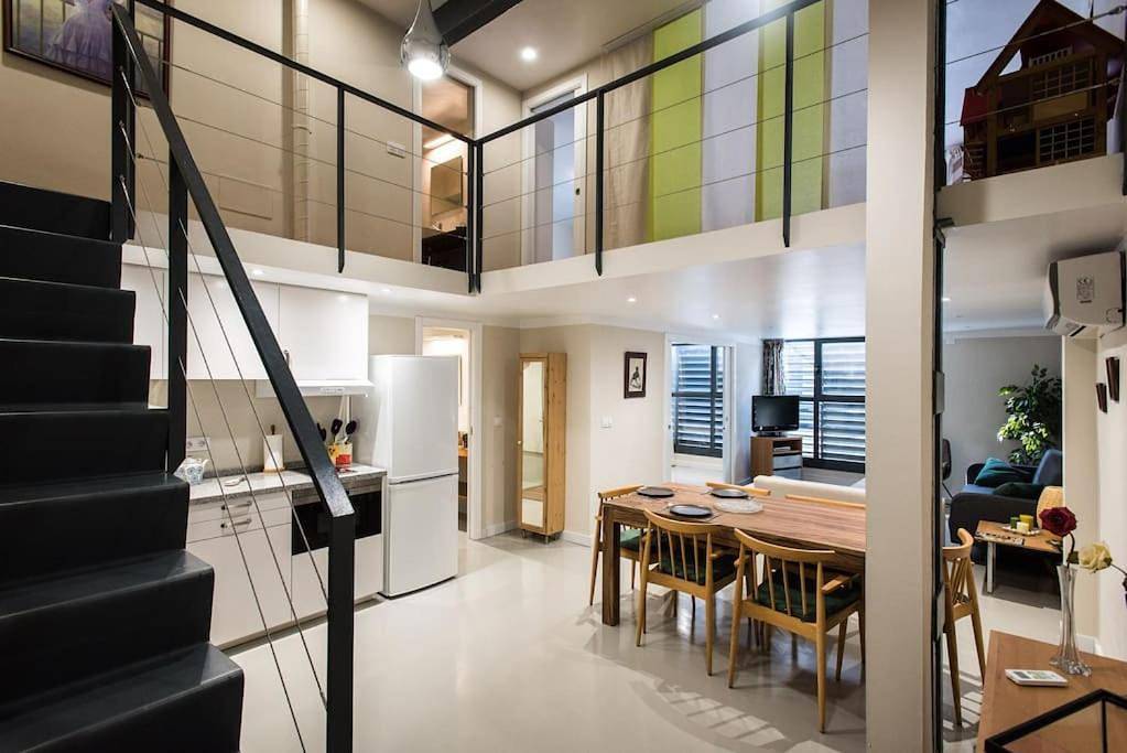 Apartamento entero, Three-Bedroom Apartment in Casco Antiguo, Sevilla