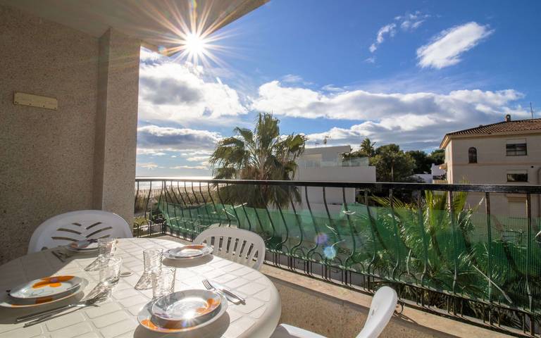 Ferienwohnung für 4 Personen, mit Terrasse und Garten sowie Pool in Alcossebre - 2