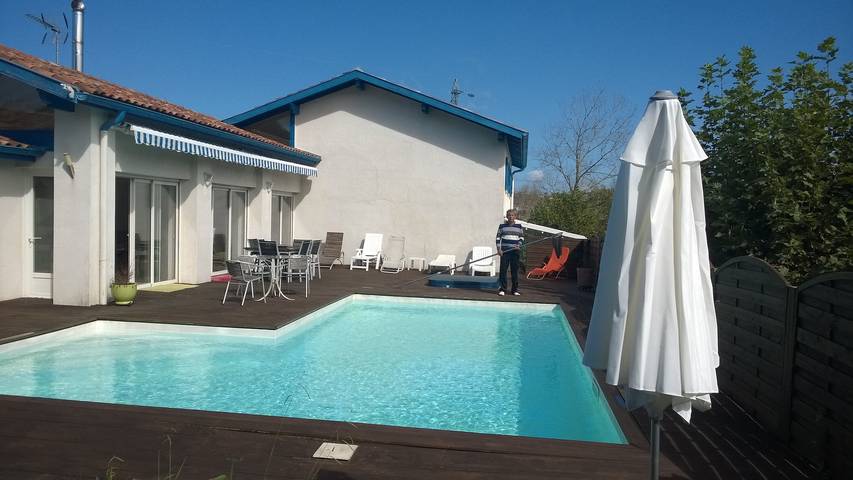 Apartamento para 15 personas, con Balcón además de Jacuzzi y Jardín en Pirineos Atlánticos