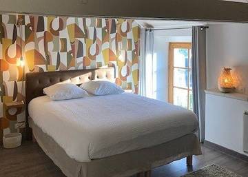 Cottage pour 2 personnes, avec jardin et jacuzzi à Ligré