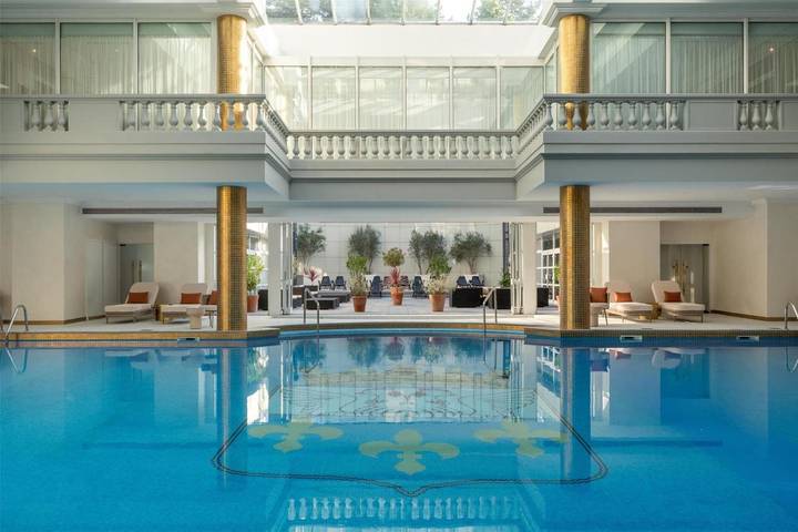 Hotel für 2 Personen, mit Sauna und Garten sowie Pool, mit Haustier in Versailles - 2