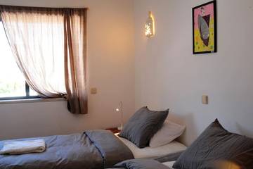 Villa for 6 Guests in Luz, Faro District, Picture 4