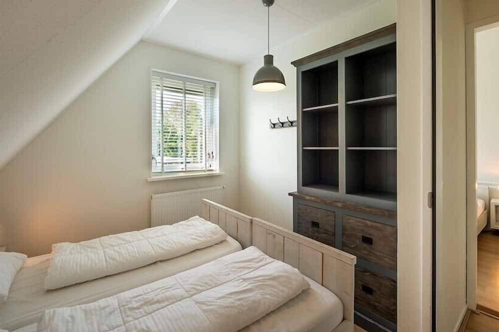 Zuidhoek 6 Luxuriöse Villa auf ruhigem, autofreien  Bungalowpark in Renesse Strand, Renesse