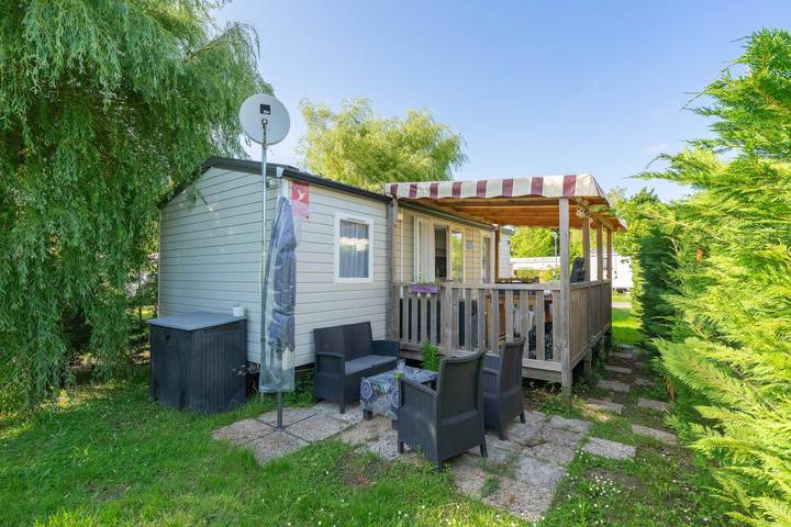 Camping pour 6 personnes, avec Jacuzzi et Jardin
