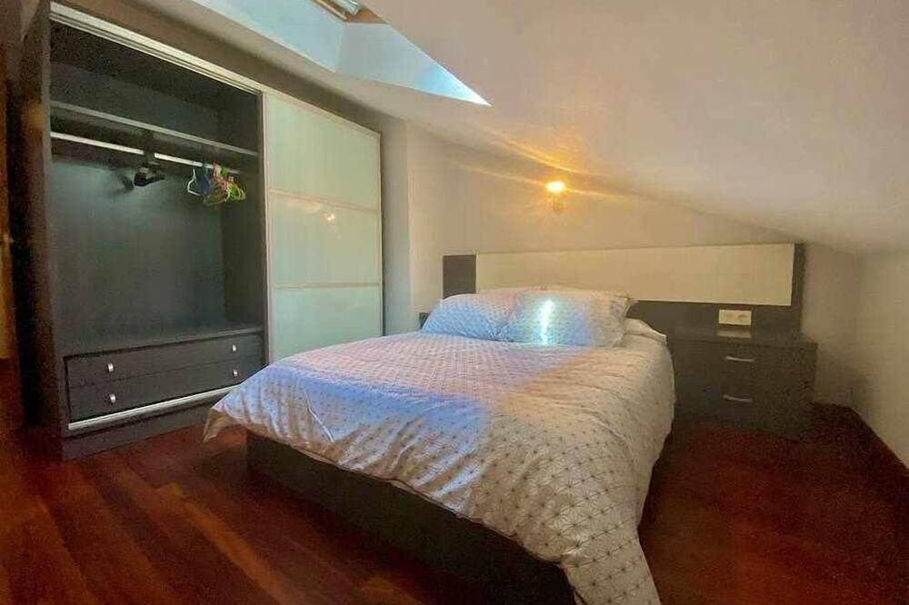 Entire apartment, Gure Etxetxue - Apartamento Duplex muy Soleado in Bermeo, Urdaibai Biosphere Reserve