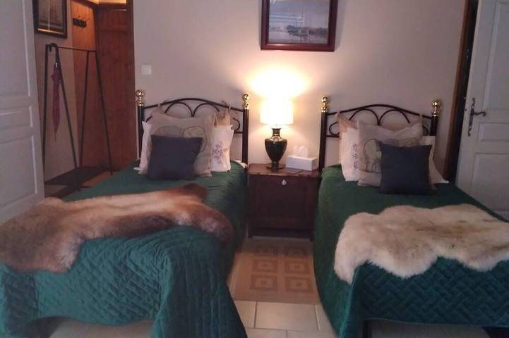 Chambre d’hôte pour 2 personnes à Isigny-le-Buat - 2