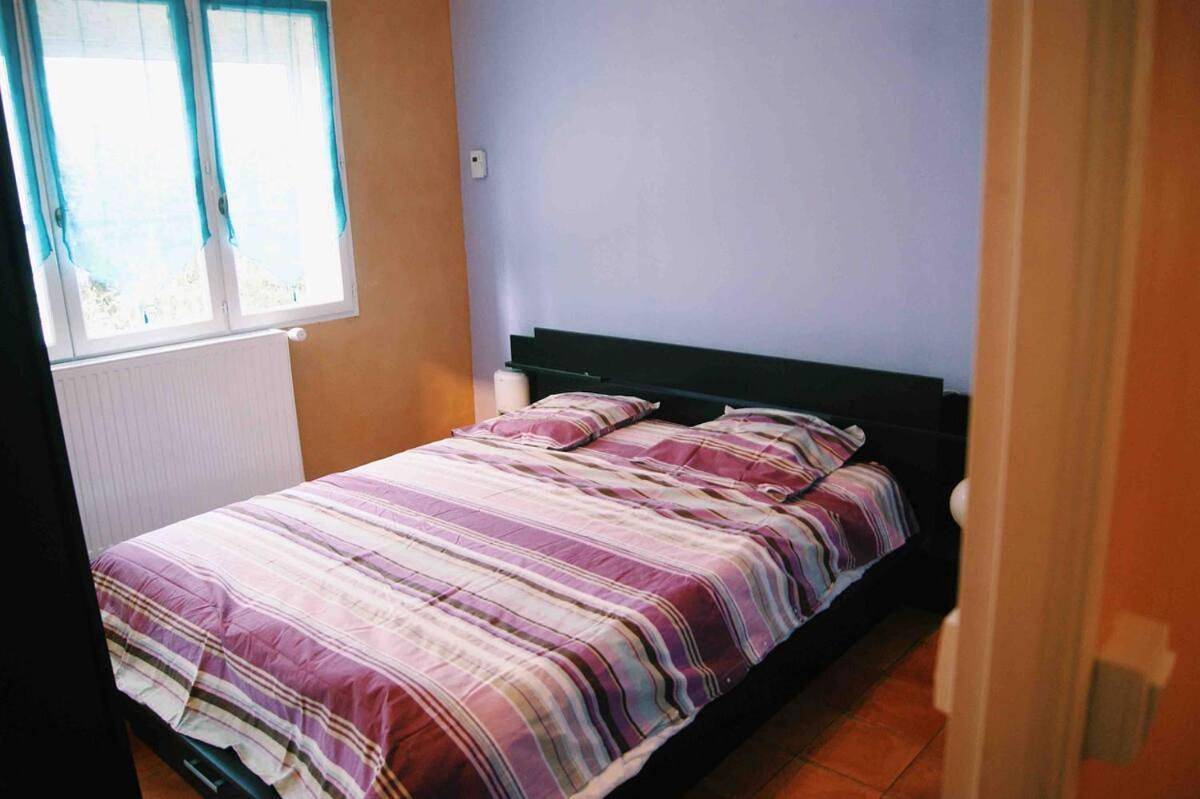 One-Bedroom House in Montlouis-sur-Loire, Région de Tours