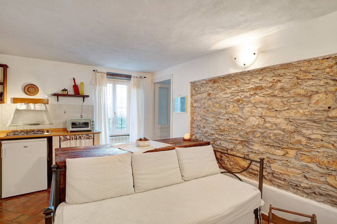 Hel lejlighed, Ferielejlighed for 5 personer med have in Vessalico, Liguriske Alper
