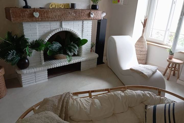Ganze Wohnung, Loveroom in Bali, relaxing and romantic. Close to castles in Cour-Cheverny, Sologne