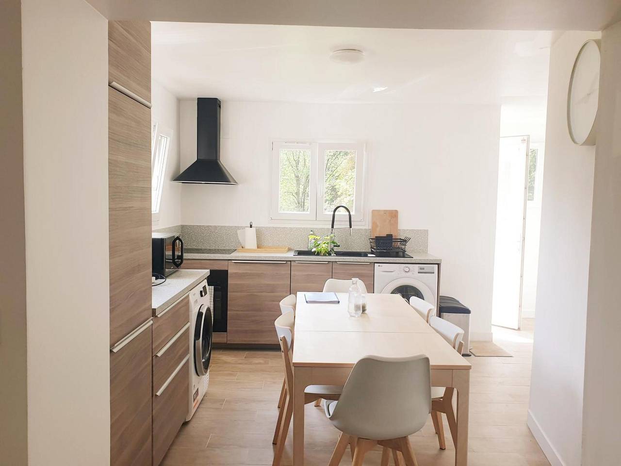 Gîte avec jardin privé, balcon et Wi-Fi in Essômes-sur-Marne, Aisne