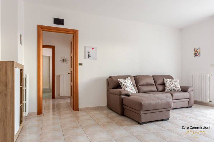Gîte pour 4 personnes, avec balcon/terrasse et jacuzzi à Pescara - 4