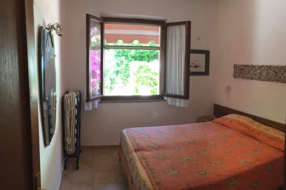 Ganze Wohnung, Just 350 meters from the beach of Fetovaia in Spiaggia Fetovaia, Campo nell'Elba