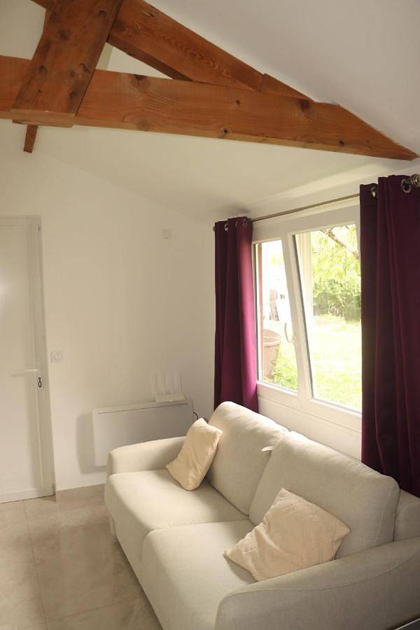 Gîte pour 2 personnes, avec vue à Villeneuve-le-Roi