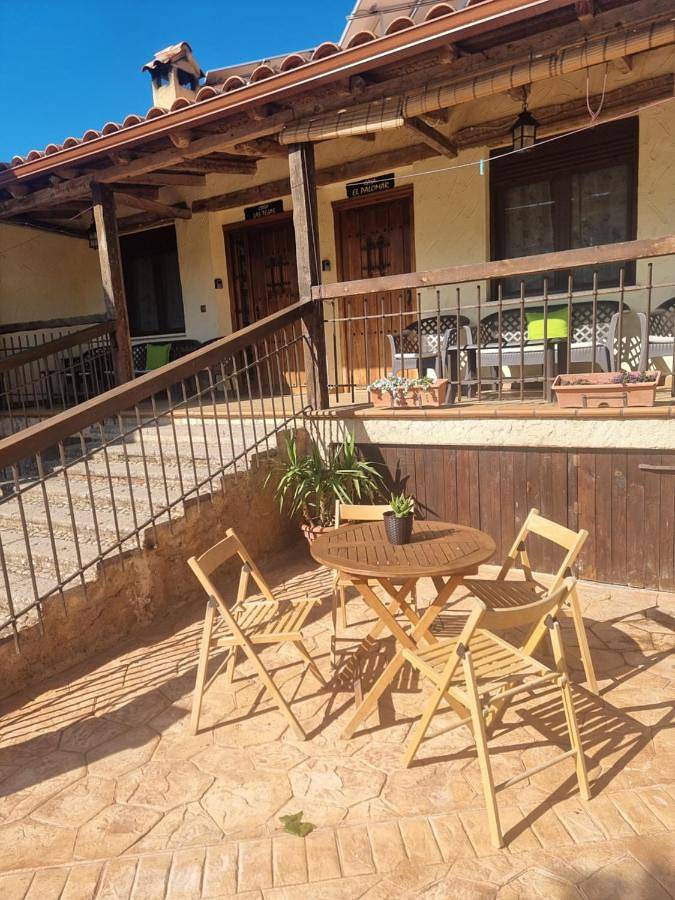 Casa rural para 9 personas, con Terraza y Jardín además de Piscina y Vistas en Provincia de Albacete - 3