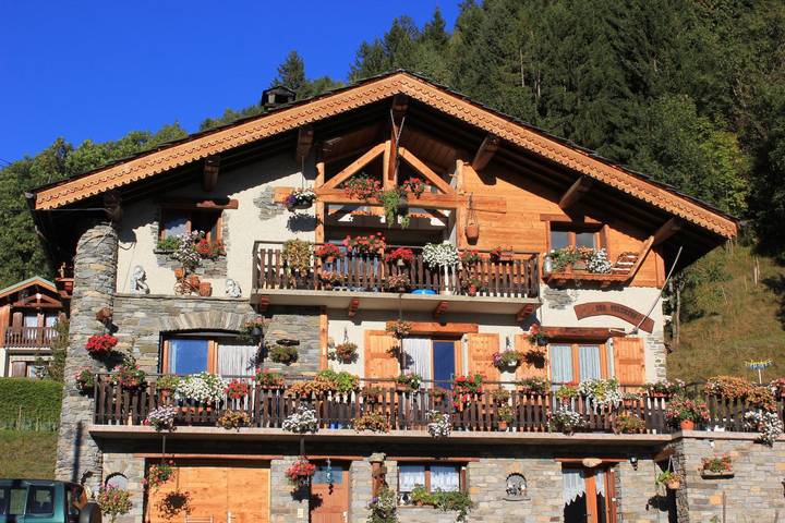 Gîte pour 5 personnes, avec jardin