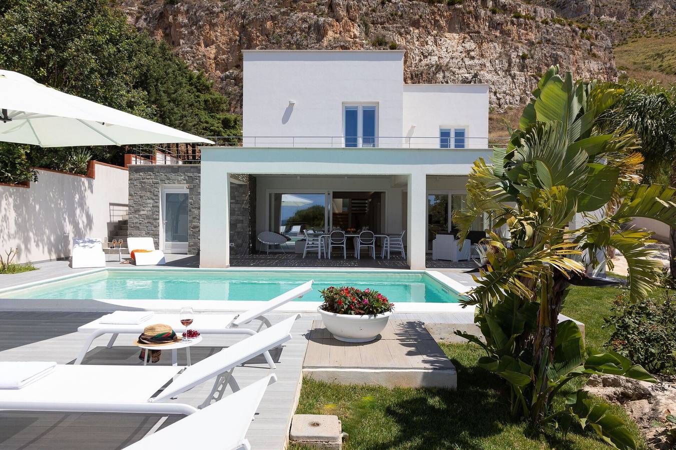 Villa für 8 Personen mit Balkon in Pizzolungo, Erice