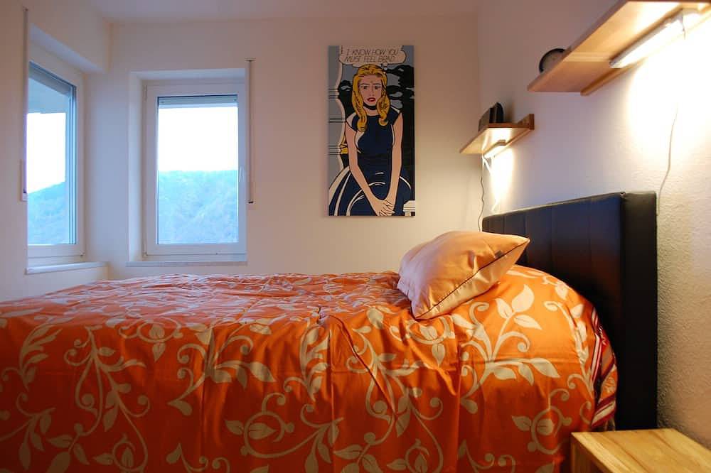 Ganze Wohnung, 4 Sterne Ferienwohnung für 2 Personen mit Panoramablick auf Bad Ems in Bad Ems, Lahn-Taunus