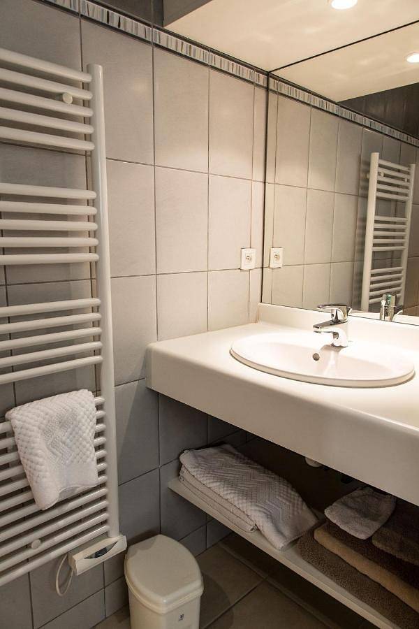 Budget Double Room in Sèvremont, Fontenay-le-Comte