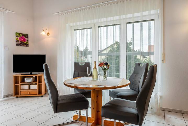 Ferienwohnung für 3 Personen, mit Balkon in Konstanz - 2