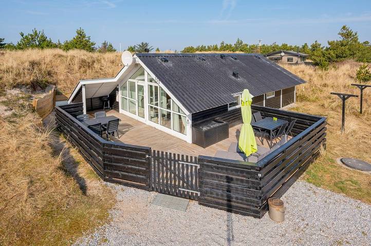 Villa für 5 Personen, mit Terrasse und Sauna sowie Balkon/Terrasse, mit Haustier - 1