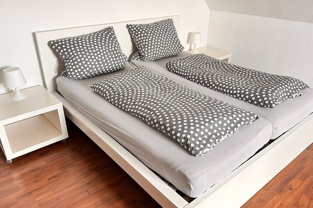 Ganze Wohnung, Ferienwohnung 75m2 bis 5 Personen modern und familienfreundlich in Quedlinburg in Quedlinburg, Harzvorland