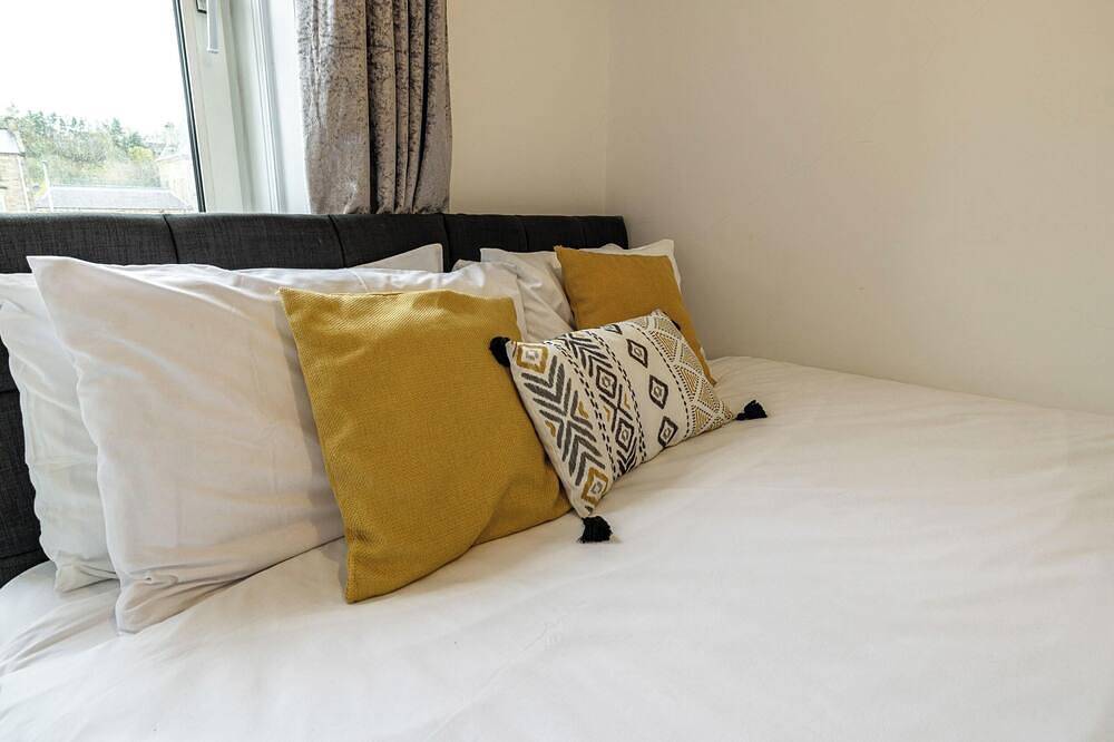 Ganze Wohnung, Riverside - sleeps 6 guests  in 2 bedrooms in Scottish Borders