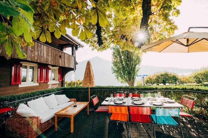 Hotel für 4 Personen, mit Balkon und Terrasse sowie Seeblick und Ausblick